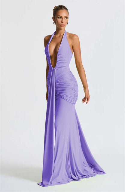 Vestido Halter Sofisticado