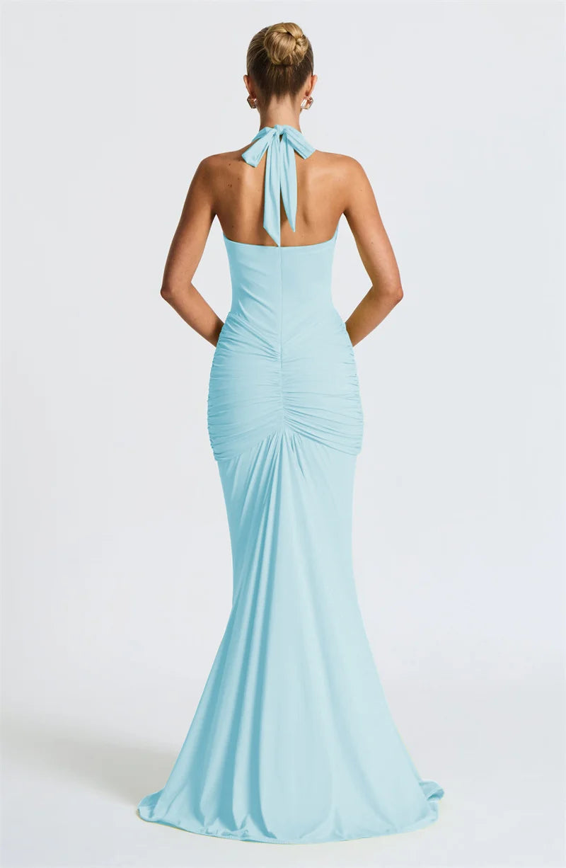 Vestido Halter Sofisticado