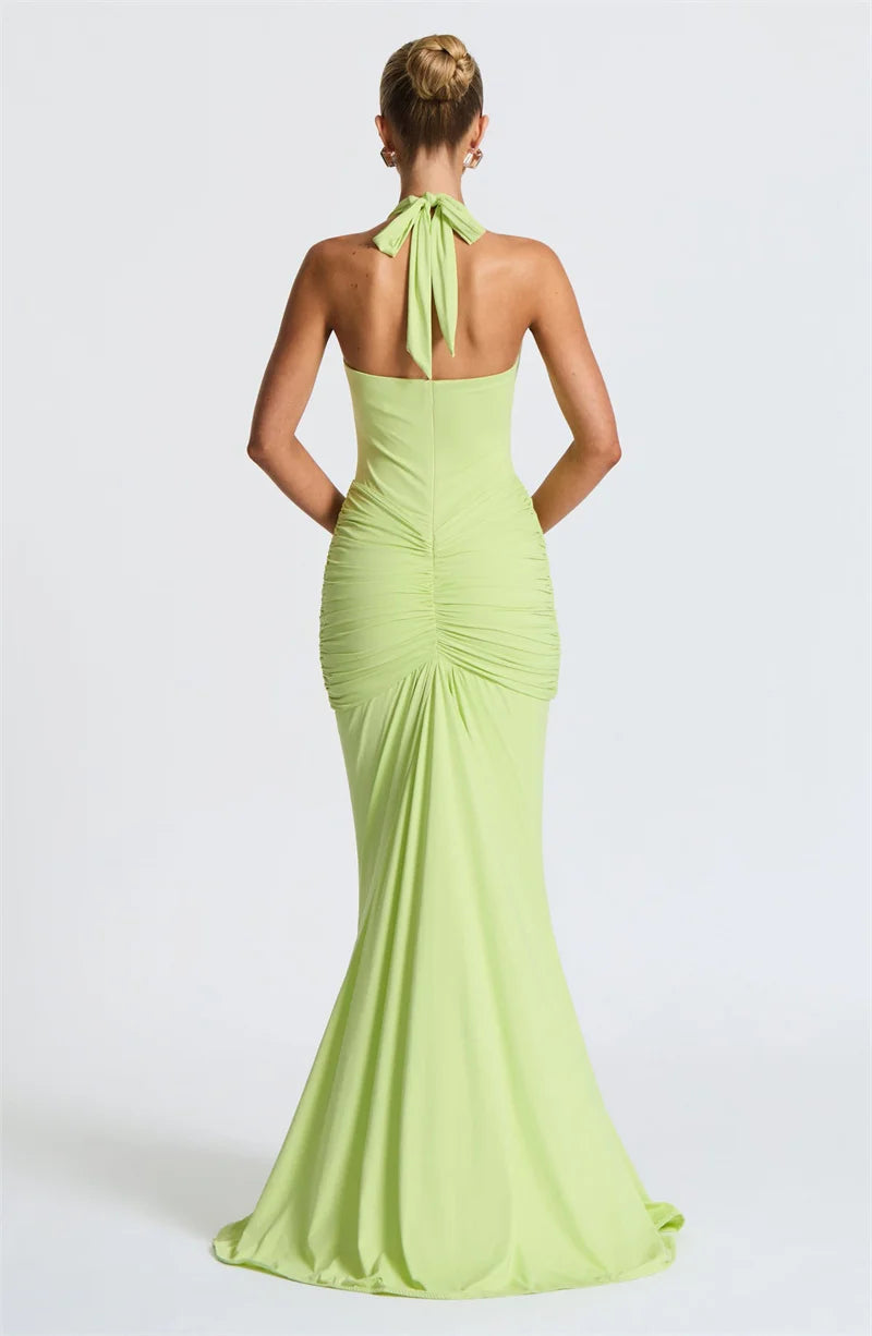 Vestido Halter Sofisticado